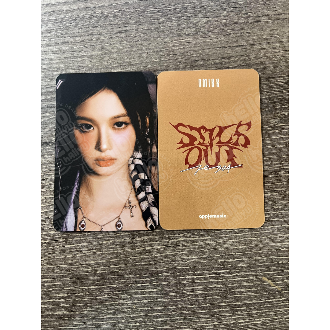 NMIXX "Fe3O4: STICK OUT" - Apple Music Pre-Order Benefit Photocard