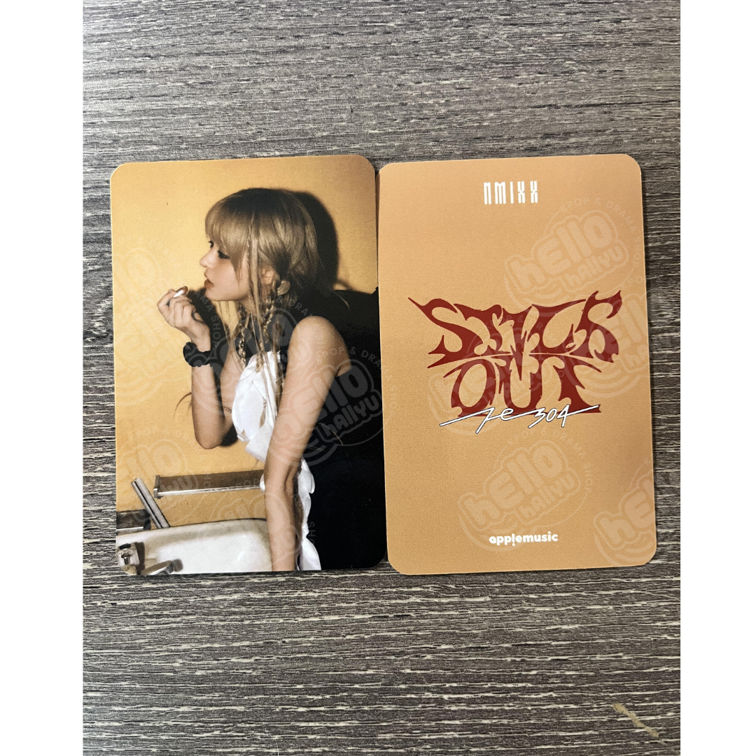 NMIXX "Fe3O4: STICK OUT" - Apple Music Pre-Order Benefit Photocard